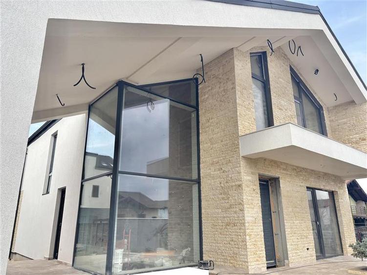 Vila moderna, unica prin design si arhitectura, la cheie, Sanpetru, Brasov - 3