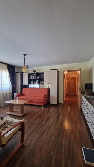 Apartament cu 2 camere semidecomandat în Nord