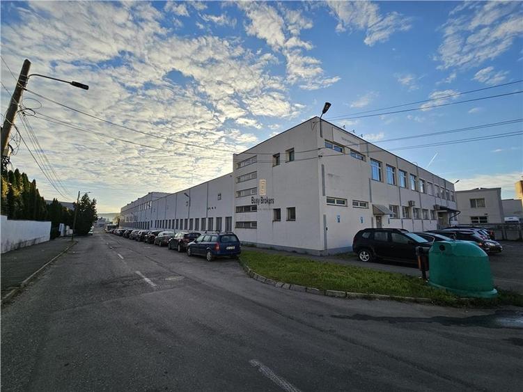 Spatiu Industrial - 2000 mp - Productie - Depozitare - Office - 4
