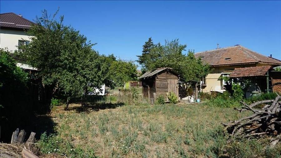 Teren stradal cu casa veche in Podari - toate utilitatile - 8