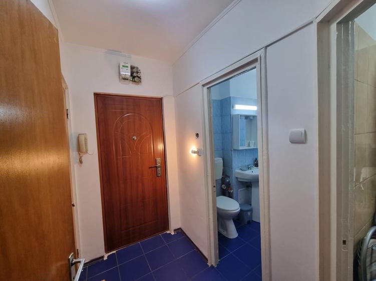 Mega Mall Piata Delfinului inchiriere garsoniera - 8