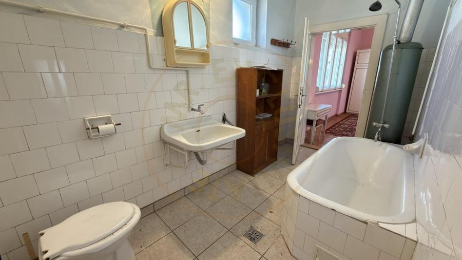 Casă 6 camere cu Teren 950 mp | 2 Fronturi ≈ 61 m | Carei - 15