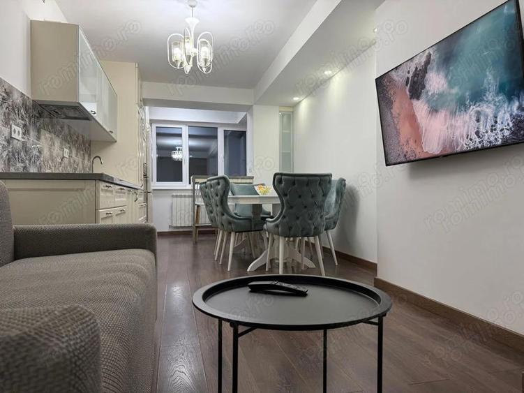 Apartament cu 3 camere in zona 1 Decembrie - 5