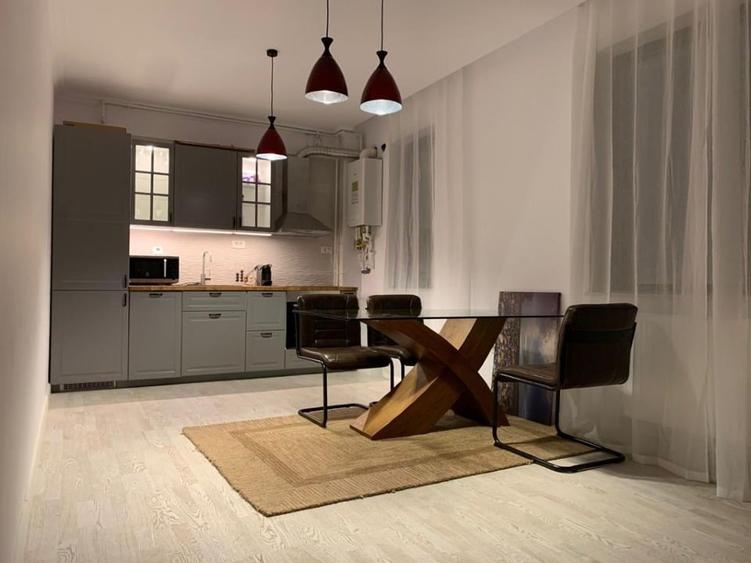 Vnd apartament 2 camere - 1