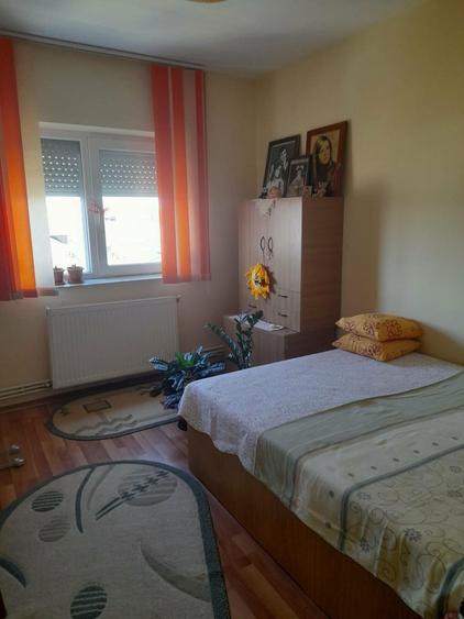 Apartament de vanzare - 4
