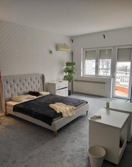 Vilă Parcul Circului , 8 camere, garaj dublu , AC ,Terase - 1