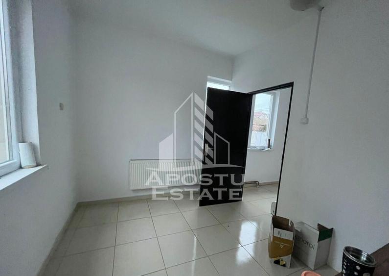 Casa individuala, cu 3 camere, 2 fronturi, teren 652, zon... - 2