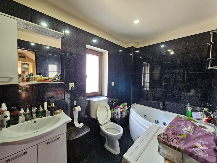 Casa cu 5 camere, mobilata si utilata zona Edgar Quinet, Manastur - 15