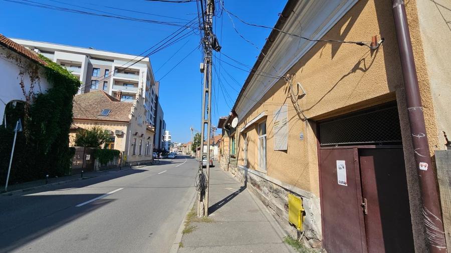 0 % comision ! Casa cu 2 camere 69 mp, strada Somesului - 16