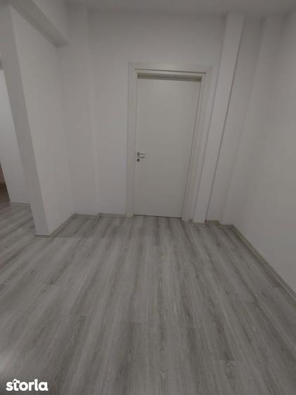 Bloc nou! Vanzare apartament 2 camere, zona micro 6 - Targoviste - 12