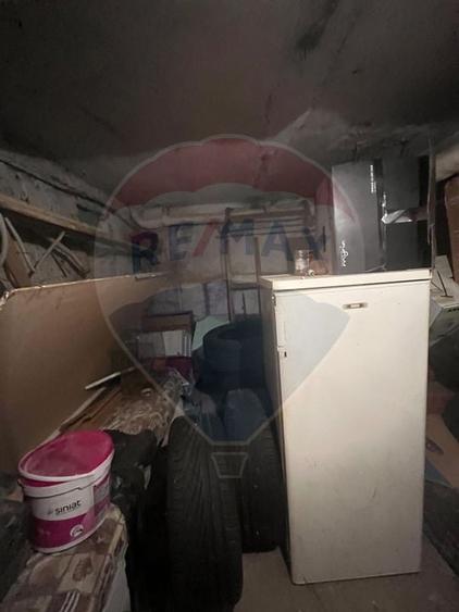 Apartament cu 4 camere de vânzare în zona Vest - 9