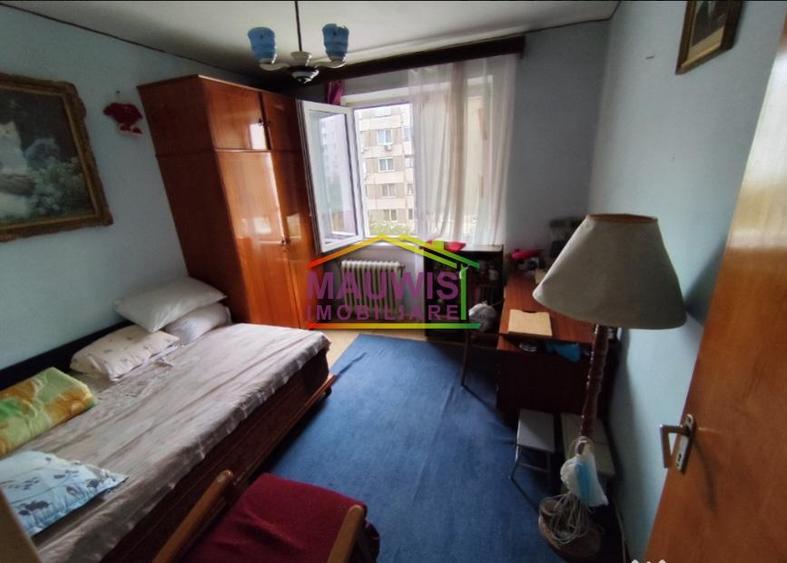 Vand apartament cu 3 camere in zona Bârcă – Rahova. - 1