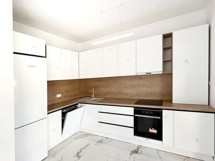 Casa cu Garaj - 150 mp  + Terasa 20 mp  - 329 000 euro - 6