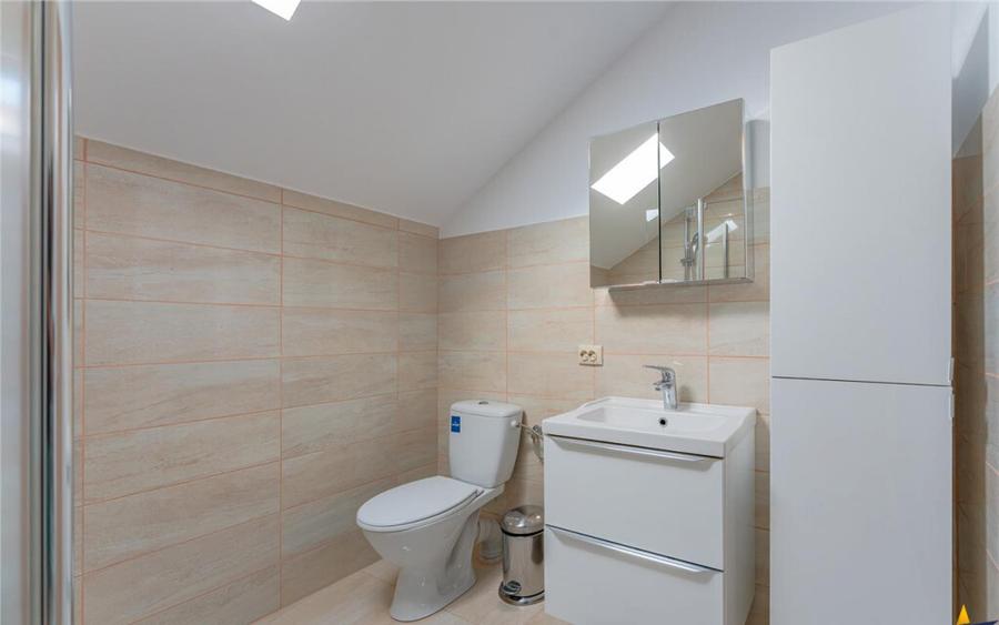 Proprietate eleganta, constructie noua, zona boema, Sanpetru - 8