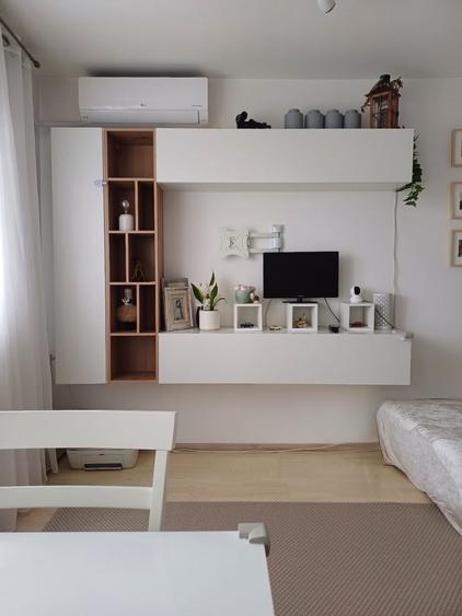 Închiriez Apartament 2 camere - 4