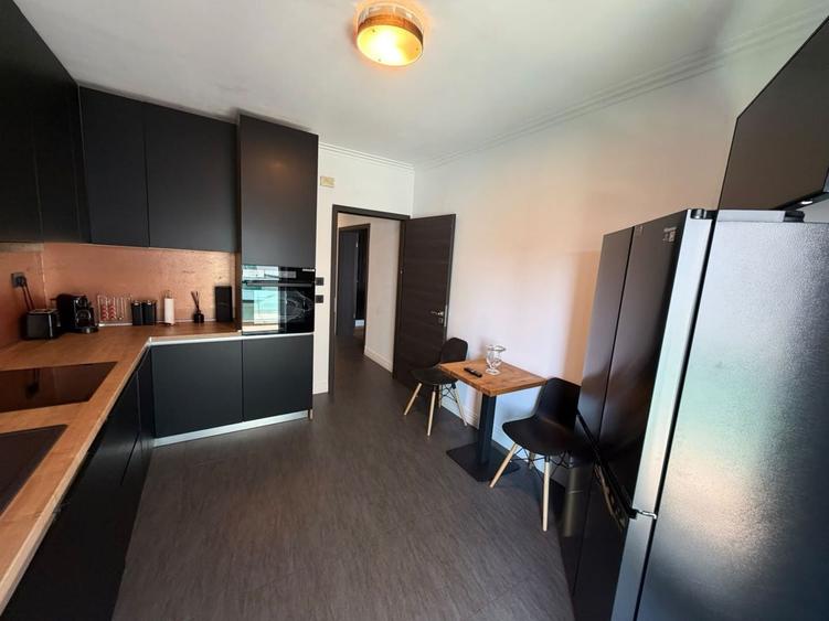 Apartament cu 2 camere, mobilat în Lacul Tei