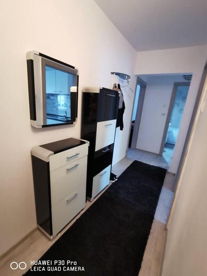 Apartament cu 2 camere decomandat în Exterior Vest