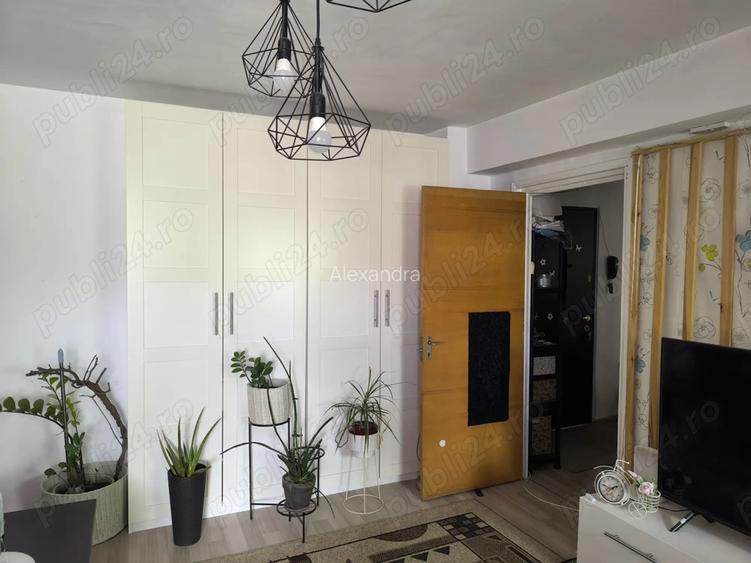 Proprietar vand apartament cu 2 camere Proprietar vand apartament cu 2 camere