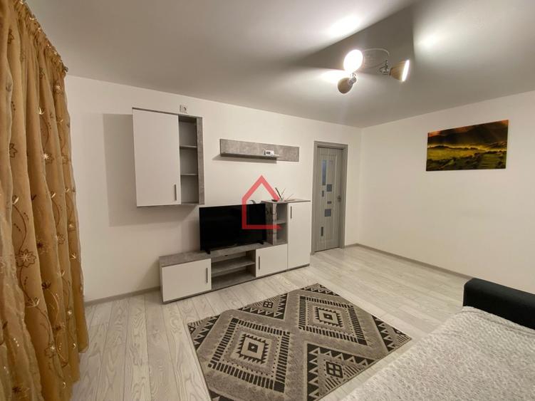 Apartament cu 3 camere, Renovat, Totul nou - 23