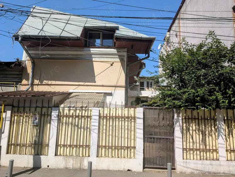 Proprietar ,P+M Brancoveanu,aproape de metrou si parc,pretabil spatiu birouri locuinta,5 cam - 2