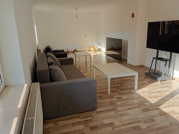Casă individuală cu 4 camere cu Teren 290 Mp în Schei