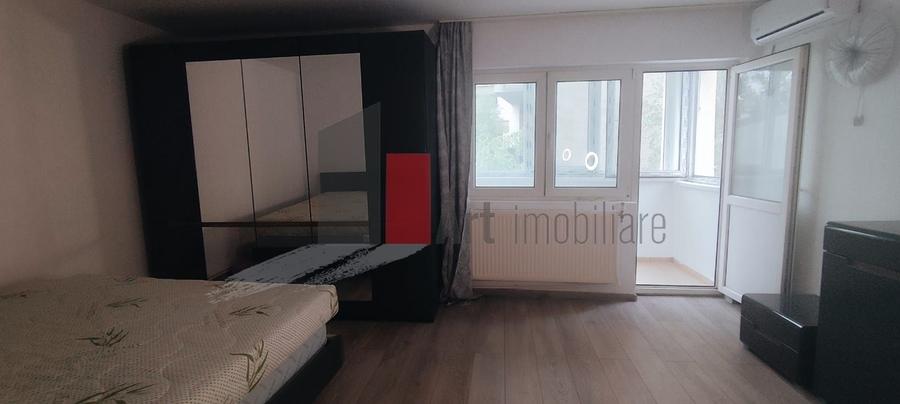 Piata Rosetti, casa Yeni, constructie 2002, finisata complet - 13