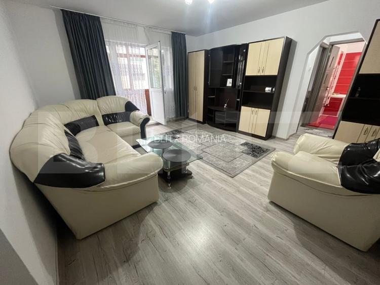 Apartament 2 camere, 52 mp, zona Micro 4 Apartament 2 camere, 52 mp, zona Micro 4