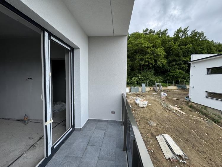 Casa individuala, 140 mp, 4 camere, teren liber 300 mp, Dezmir - 9