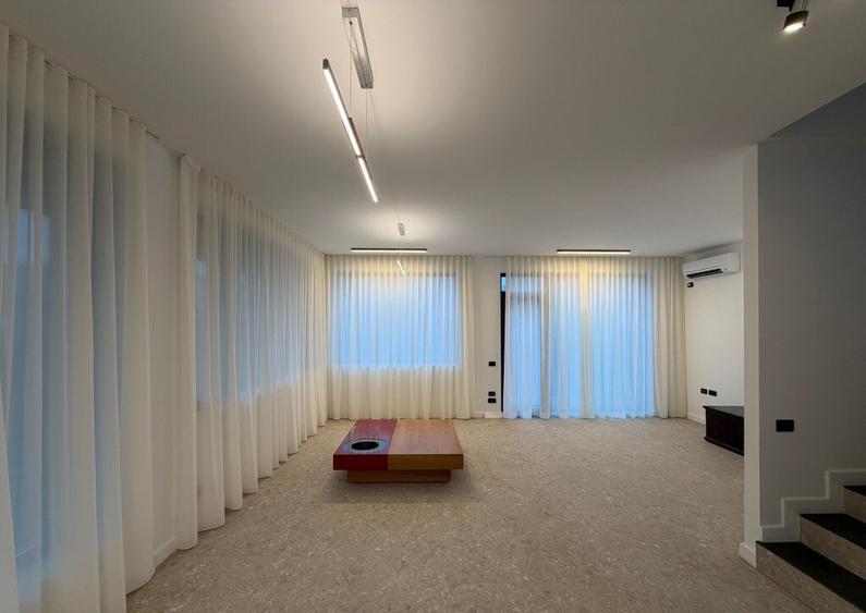 Vila 4 camere de inchiriat TUNARI ?coala Americana 3 min. - 11