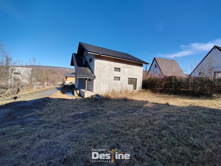 BÂRNOVA - Casă individuală P+M+POD, 145 mp + 789 mp teren - 3