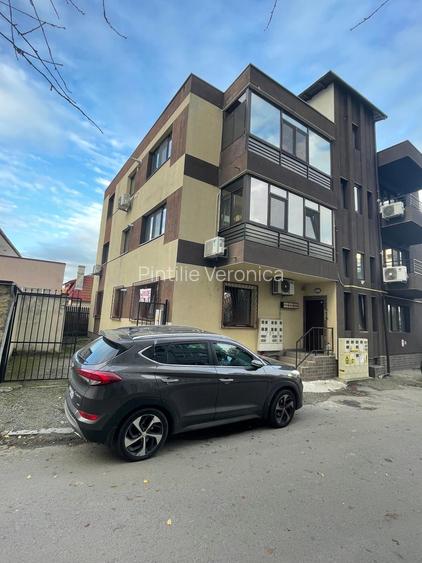 3 Camere Zona Faleza Nord Loc Parcare