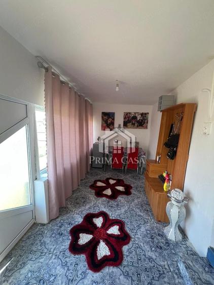 Casa si teren in comuna Mihailesti SC=100mp teren=820mp Pret: 28.000 neg. - 4