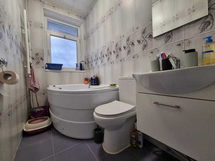 Apartament 2 camere în zonă centrală, pe Strada Vasile Alecsandri - 8