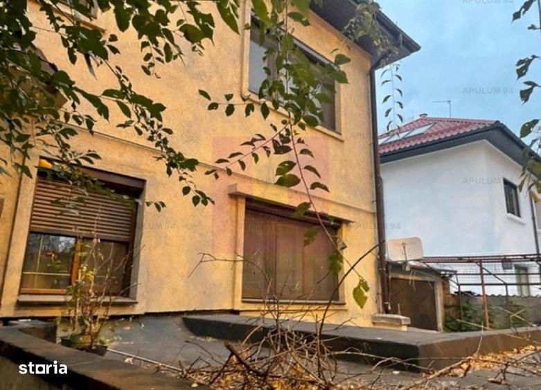 Casă cu 4 camere în Drumul Sării