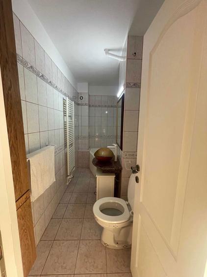 Inchiriez apartament cu 2 camere, zona centrala - 8