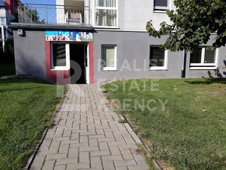 Spațiu comercial de închiriat, 90 mp, complexul Avantgarden, Brașov - 1