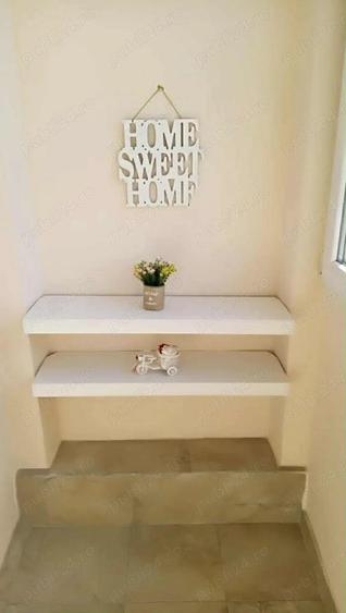 Inchiriez apartament 3 camere - 4