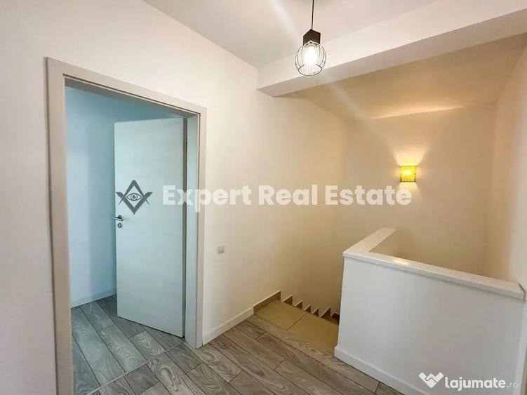 Casă cu 4 camere cu Teren 300 Mp în Central