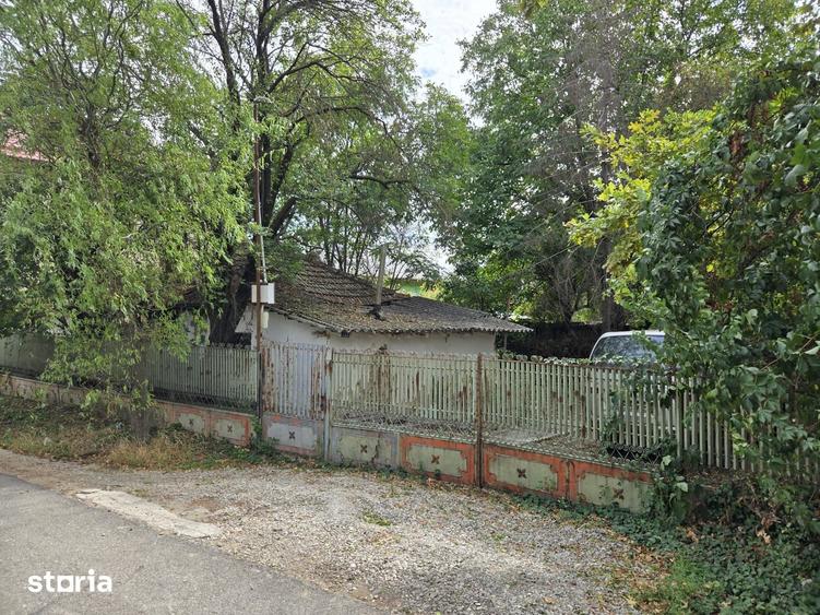 Teren de 884 mp, în Crevedia