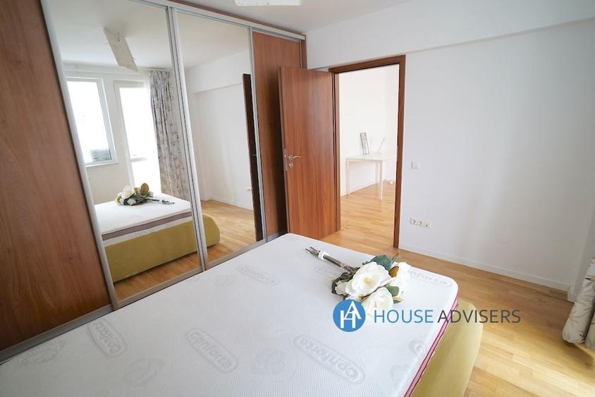 Apartament cu 2 camere, mobilat în Universitate