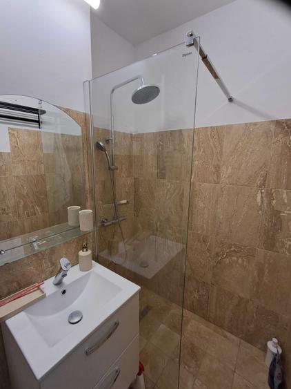 Apartament cu 2 camere semidecomandat în Ultracentral