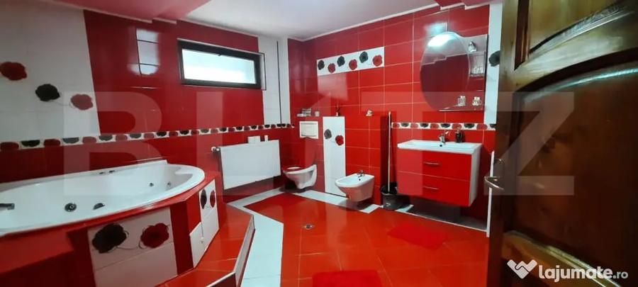 Casă cu 4 camere cu Teren 342 Mp în Micro 17