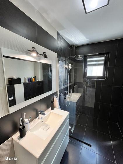 Apartament cu 3 camere decomandat în Bună Ziua