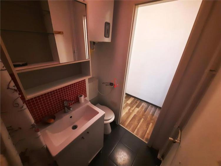 Apartament cu 3 camere decomandat în Pantelimon