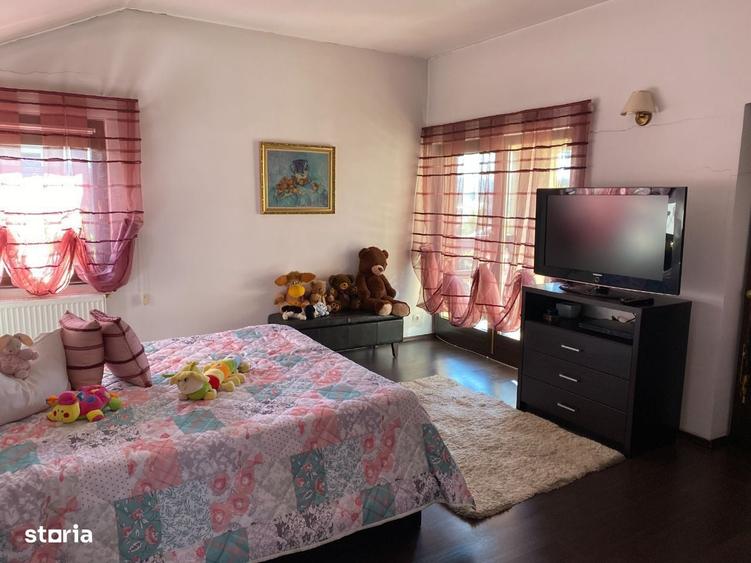 Casă cu 4 camere cu Teren 521 Mp în Bucium