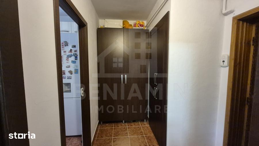 Apartament cu 2 camere semidecomandat în George Enescu