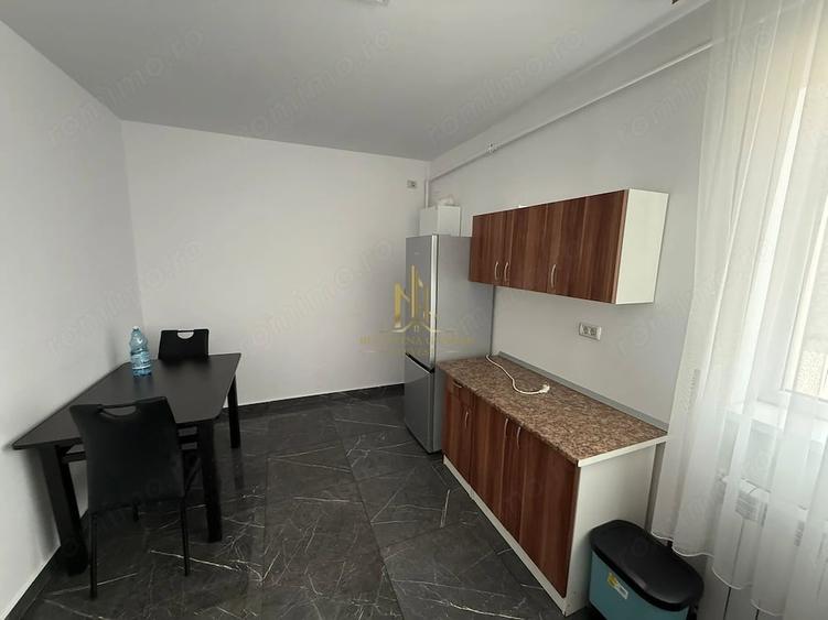 Apartament cu 3 camere decomandat în Poieni-Suceava