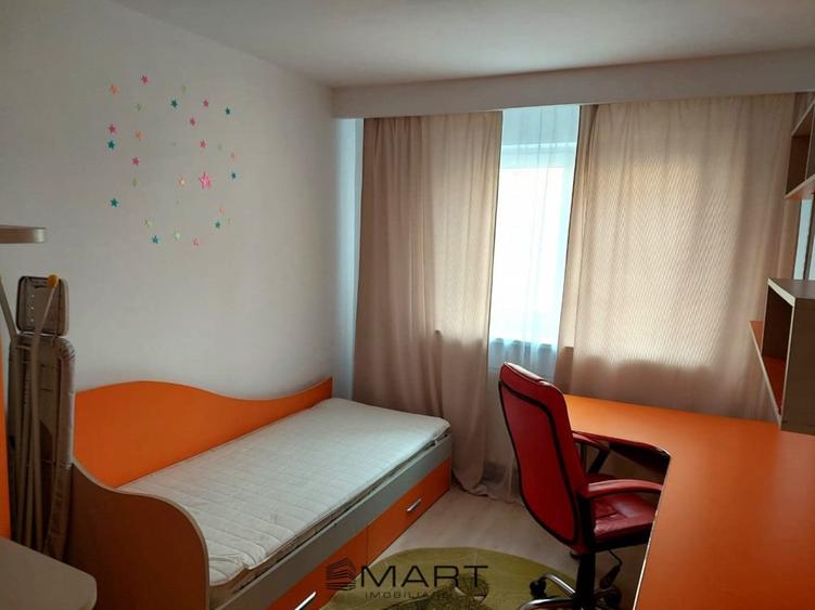 Apartament cu 3 camere decomandat în Ștrand