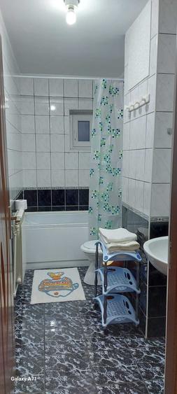 Apartament cu 2 camere decomandat în Gară