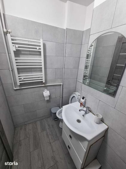 Garsonieră în Craiovița Nouă